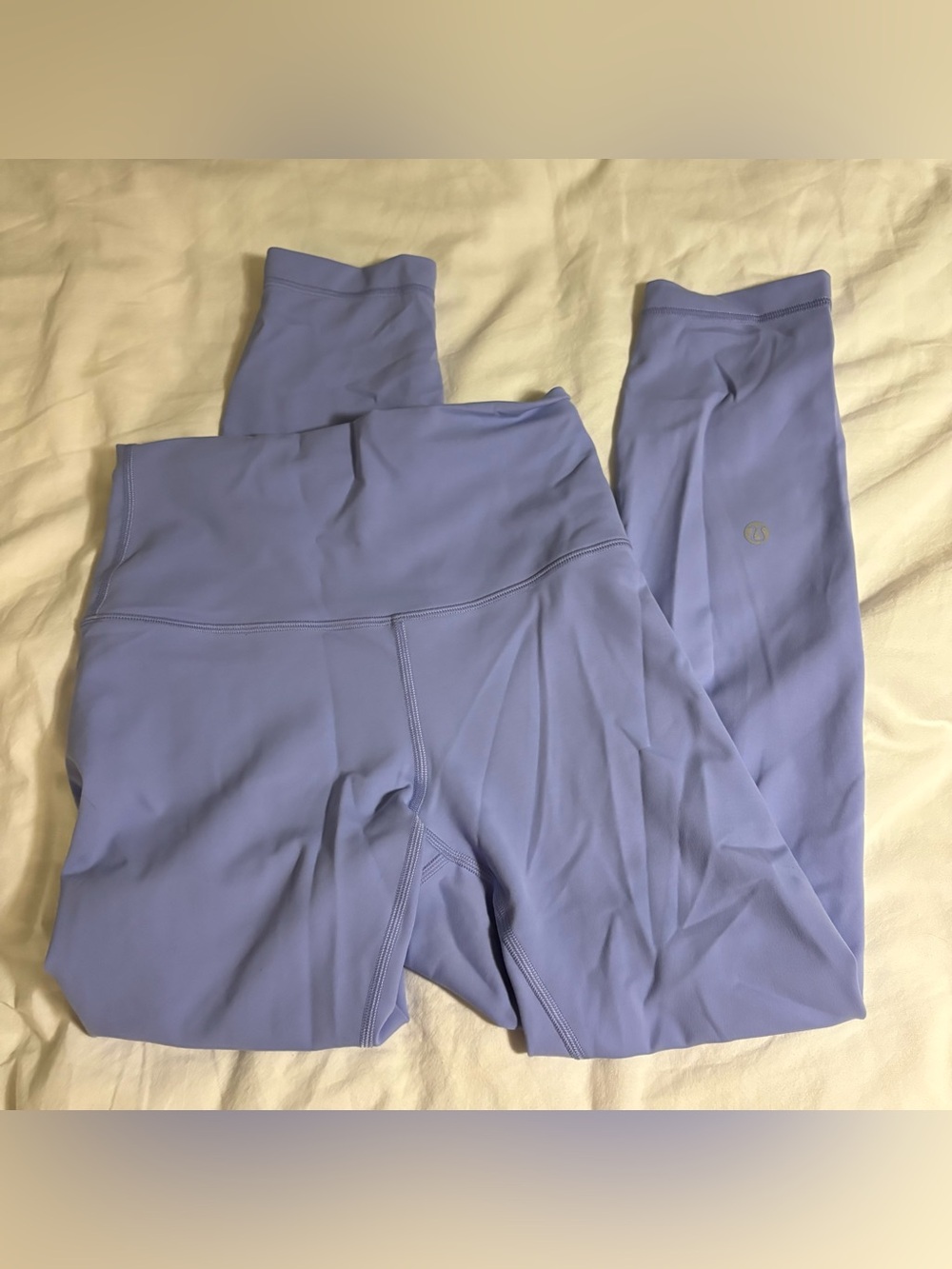 Lululemon Wunder Train High-Rise
Crop 23" (Size 4)